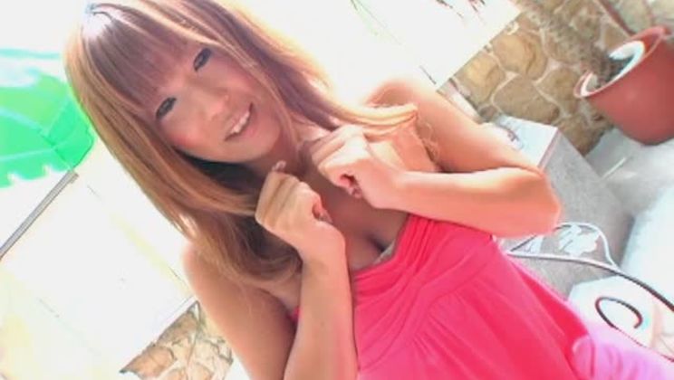 神々しい日本人、ナオ-2がチンポをしゃぶる