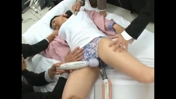 神々しいアジア人、北原夏実