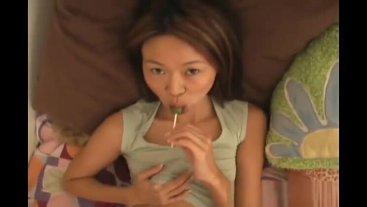 信じられないほどセクシーなアジア人女