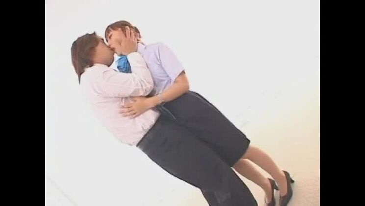 魅惑的な日本人、吉岡夏実