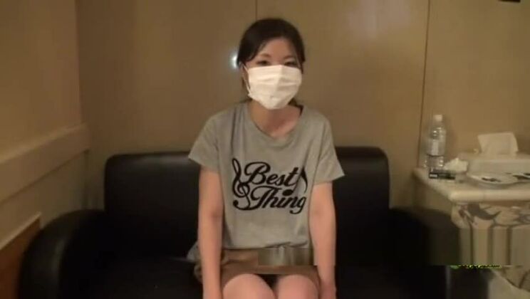 お洒落なアジア人女性