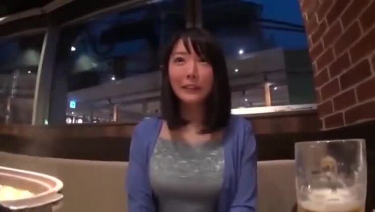 魅惑的な日本人美女