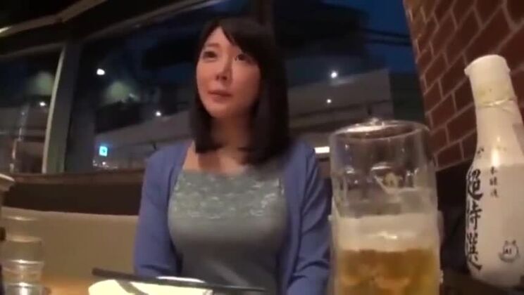 魅惑的な日本人美女