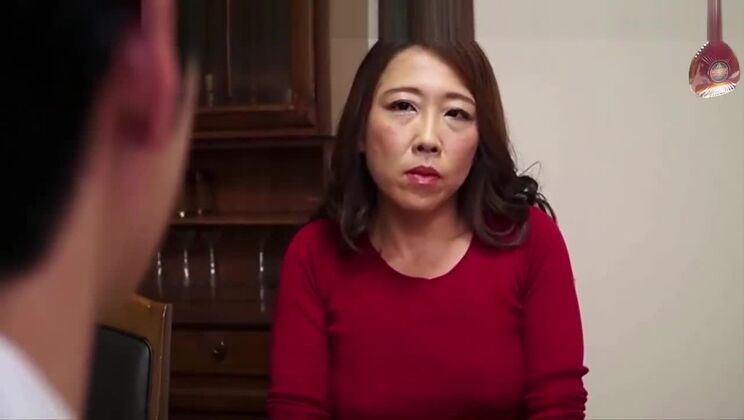 変態フェチXXX動画に登場する魅力的なアジア人娼婦