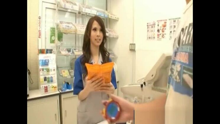 神々しい日本人女が激しく犯される