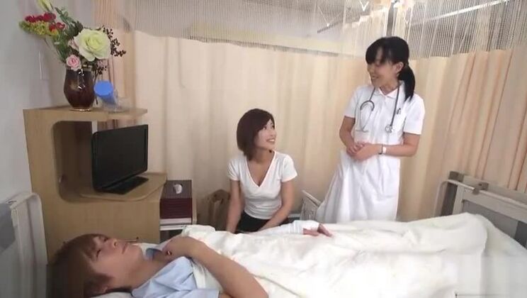 ぶっかけポルノ動画に登場する上品な日本人女