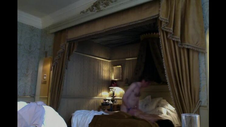 プライベートな素人XXX動画に登場するキュートな巨乳日本人娼婦