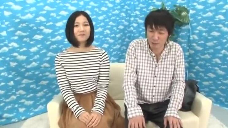 美しいアジアの女