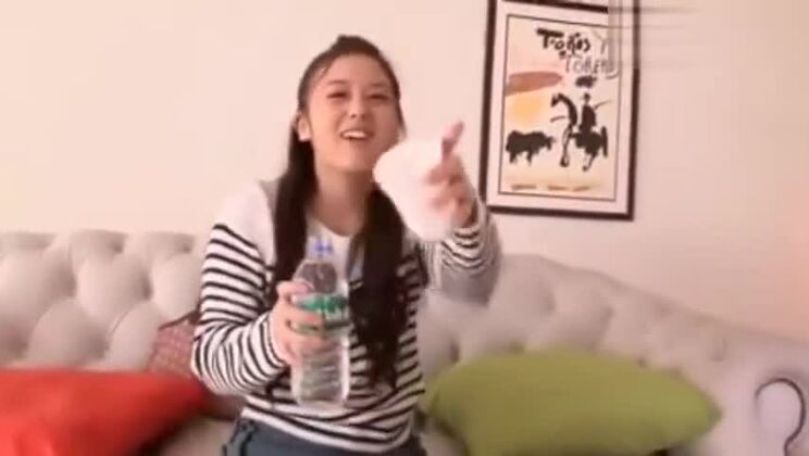 魅力的な日本人娼婦が驚くべき素人セックス動画でパフォーマンス