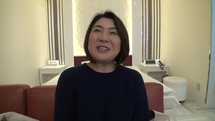 美貌の東洋の痴女