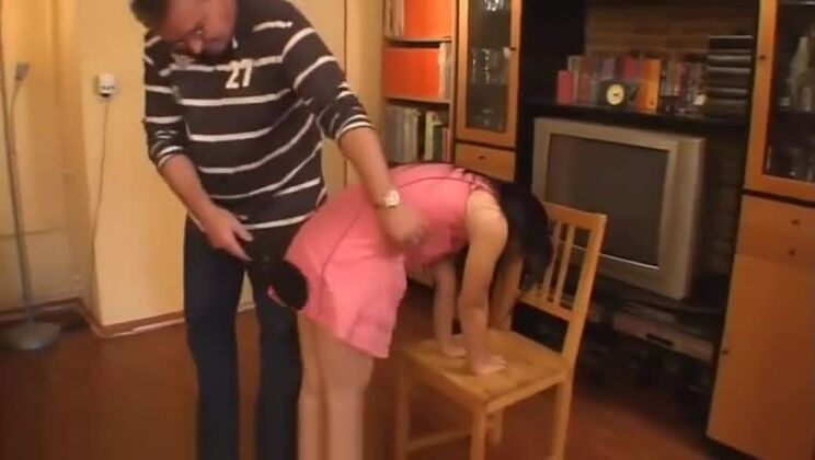 フェチセックスビデオで誘惑する東洋の女