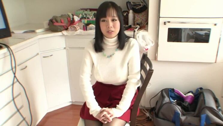 まろやかな巨乳のオリエンタルな女