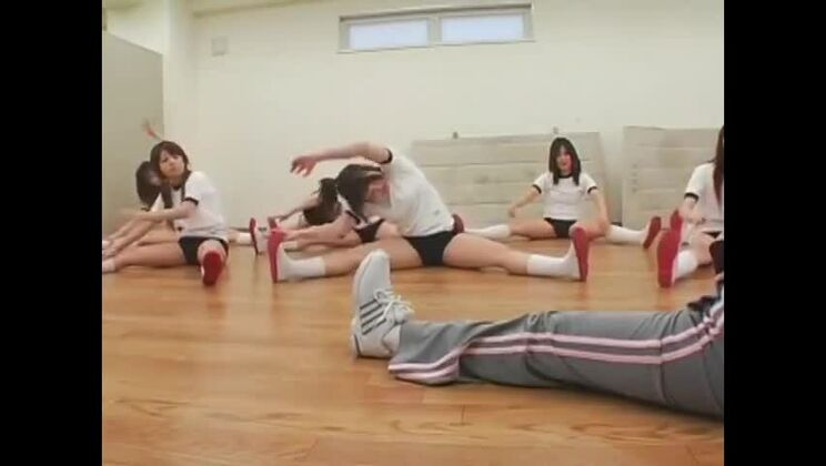 ぶっかけ動画に登場する上品な東洋の美女