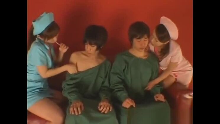 水原亜紀と麻生美咲が出演するフェチポルノ動画