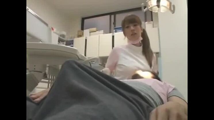 変態セックス映画に登場する信じられないほどの東洋の女