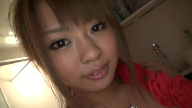 信じられないほど巨乳な日本人、木野くるみの美しい指マンセックス動画