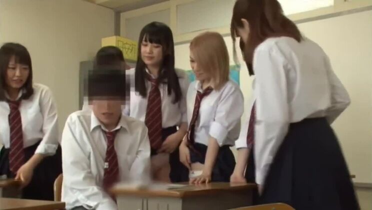 驚くべき色気たっぷりのアジア人女