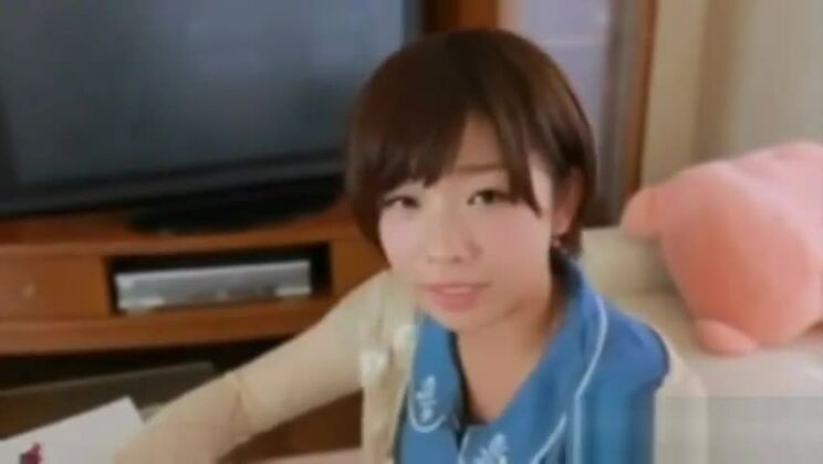 フェチポルノ動画で快楽に身を委ねる東洋の痴女