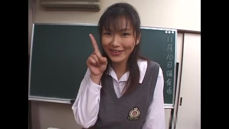 最高のJAV無修正素人シーンに登場する欲情した日本人モデル