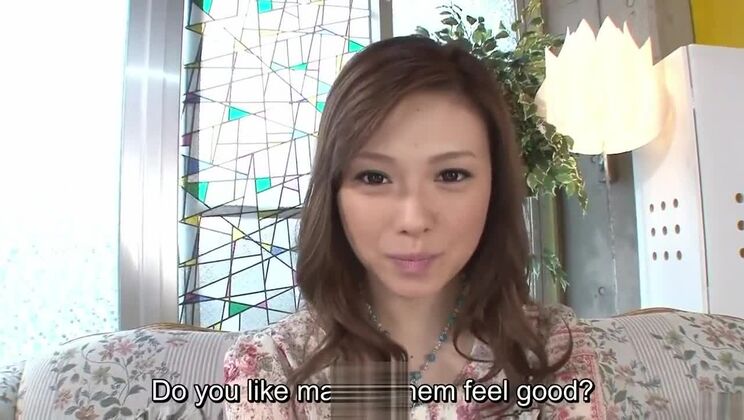無修正・日本人・瀬名あゆみのフェラチオインタビュー（字幕付き）