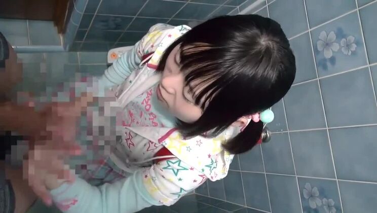 妹の友達に幾度も変態的な性欲をぶつける、異常プレイばかり