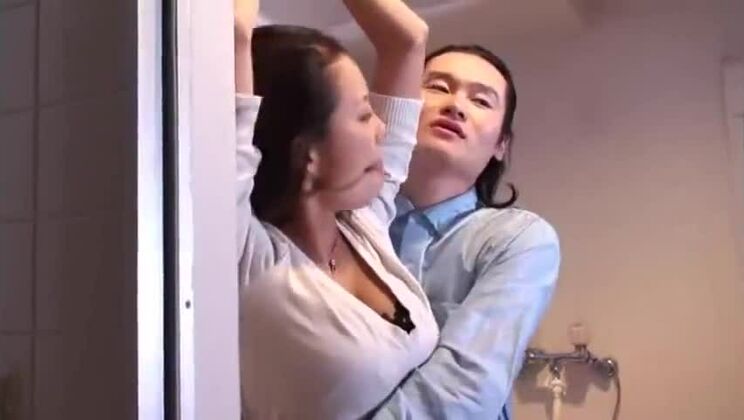 猿轡をされた女 2