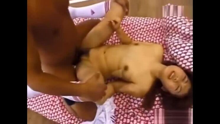 エッチな生き物の侵入