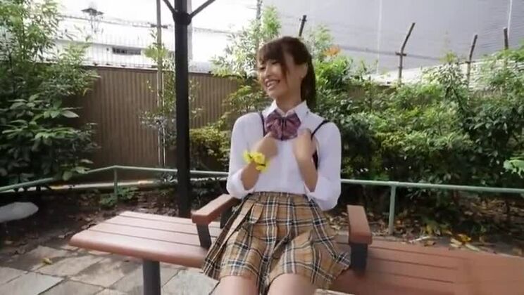 無修正の素晴らしいJAVシーンに登場するワイルドな日本人モデル