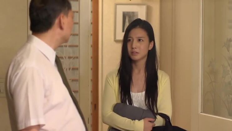 ワイルドなJAVシーンで観る素晴らしい日本人娘