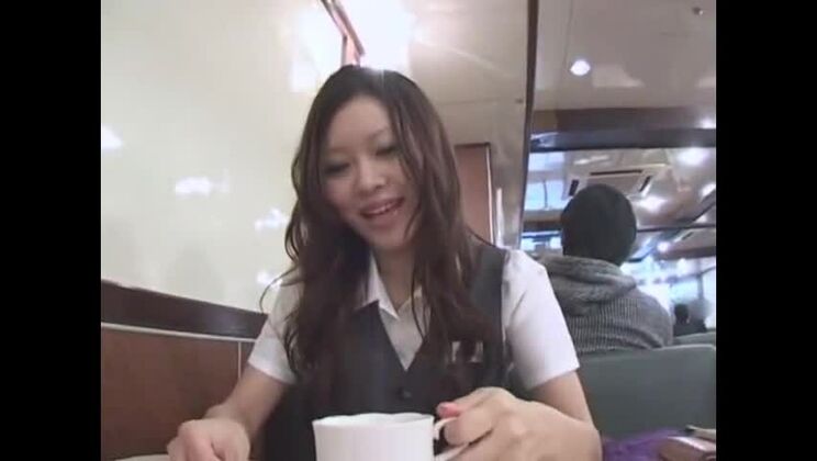 最高にホットな中出し・フェチJAVシーンに登場する素晴らしい日本人痴女・工藤玲香