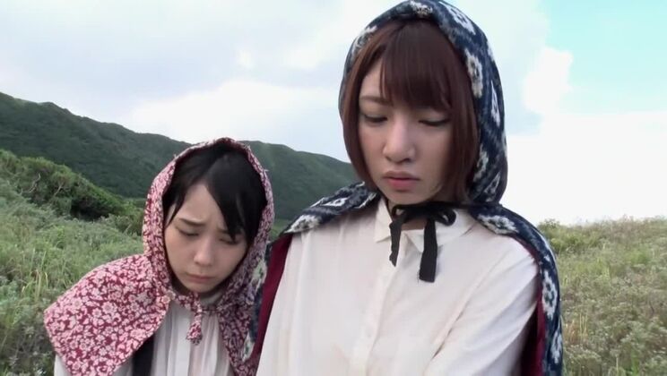 エッチなHD、屋外JAVクリップに登場する最高の日本人娘