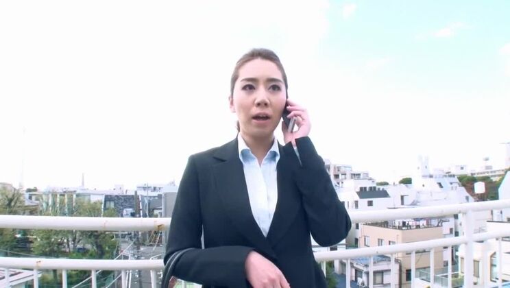 佐伯はるな、大沢ゆか、吉井美奈出演の「官能的なレズビアン・ビューティーサロン」パート1