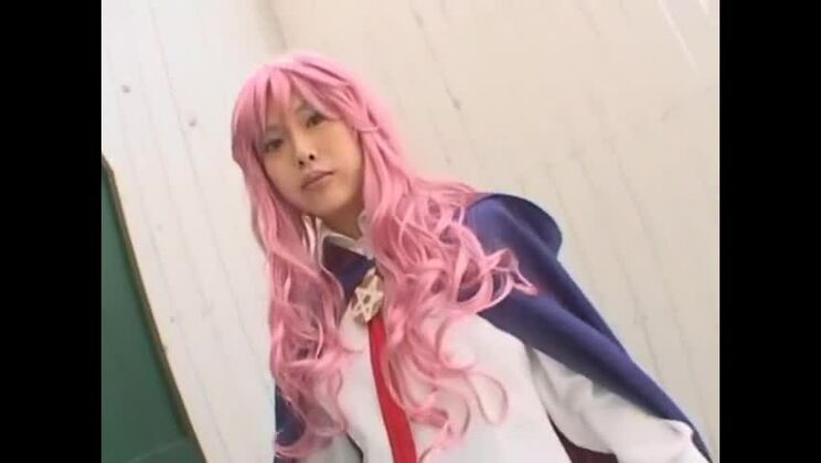 最高にホットなガールフレンド、ストッキングJAVクリップに登場する驚異の日本人娼婦、高岡紗絵、木野夢、愛梨ひな