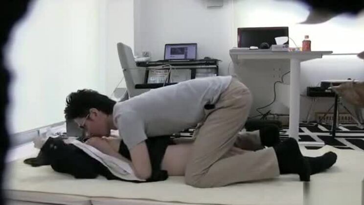 クレイジーなXXXシーン、素晴らしい熟女