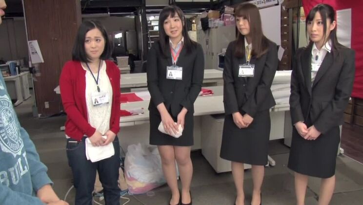 エキゾチックな日本人痴女の驚異のHD、公共の場でのJAVクリップ