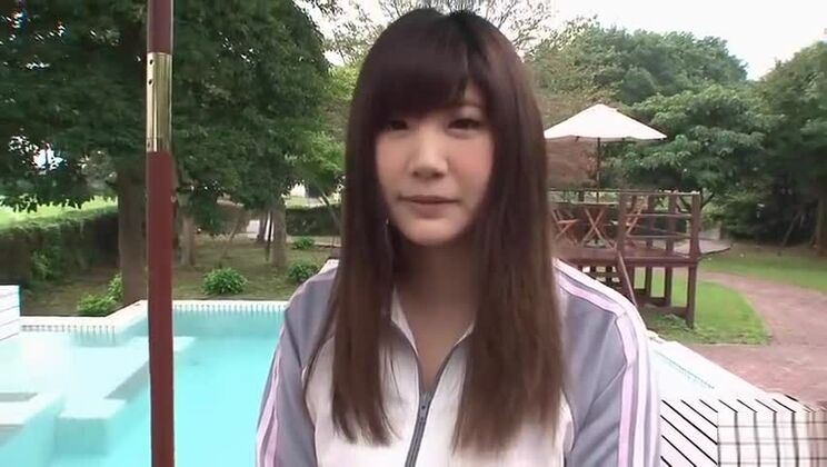 魅惑的なアジア人ティーン娼婦、平沢夏による美しい指マンセックス動画