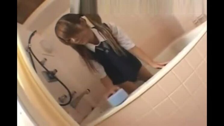 SNFD-002 日本の女子高生ウェットルック2