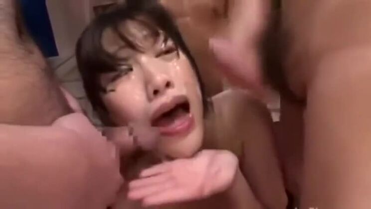 日本人女性がぶっかけされる6