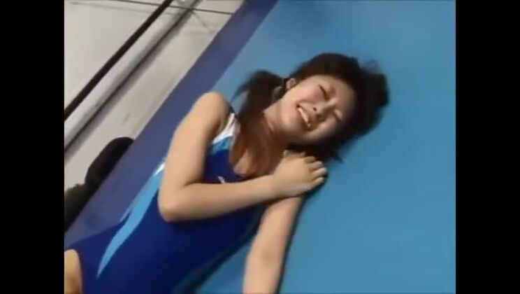 キャットファイト　　モデルVSアイドル　その4