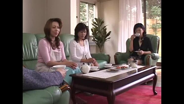 エキゾチックな日本人娼婦、浅井マイカ、榎本紀子、風間ゆみの淫らな指マン、巨乳JAVクリップ