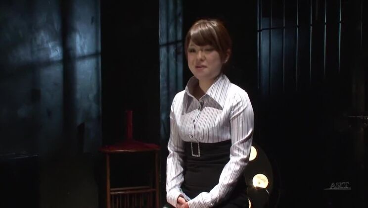 『オーガズム・ドール3』パート4.2のニーナ