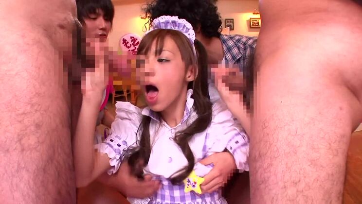 ベストJAV検閲済み小乳、女子大生映画に登場するクレイジーな日本人少女、岸愛乃