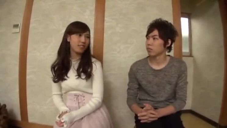 最新JAVクリップに登場する最もクレイジーな日本人娘、要チェック