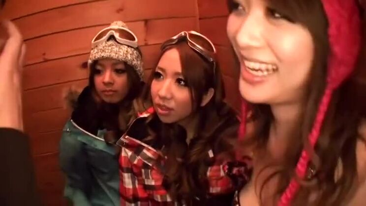 星野あかり、相川凛、木下若菜出演のフェラチオポルノ動画