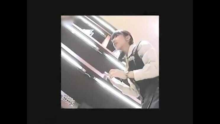 これまでに見たことのないワイルドなHD JAVシーンに登場するホットな日本人娘