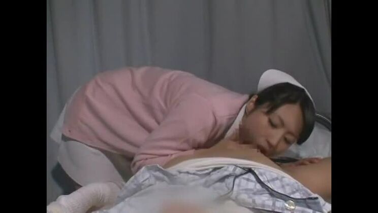 エキゾチックな日本人娘、赤西あずさ、金戸沙奈、木野夢が狂ったような手コキ、ナース/ナースJAVクリップ