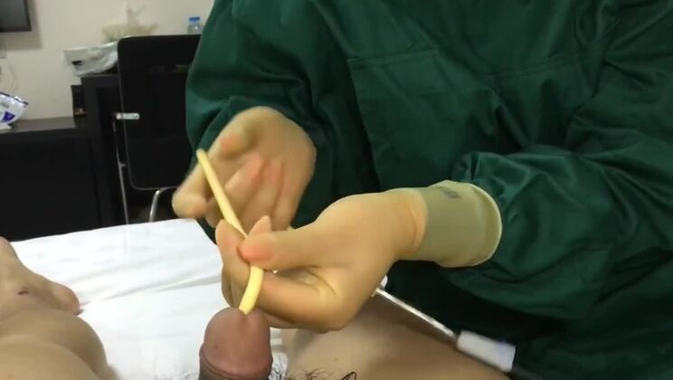 神様、チンポが痛い～