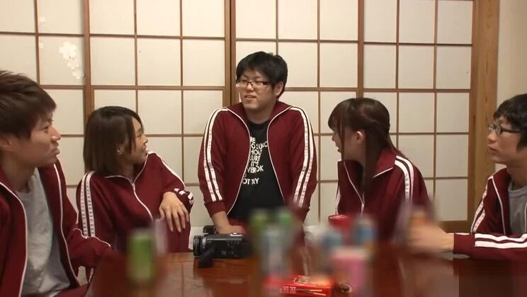 最高にクレイジーなJAV動画に登場する最高の日本人娼婦、最高に素晴らしい