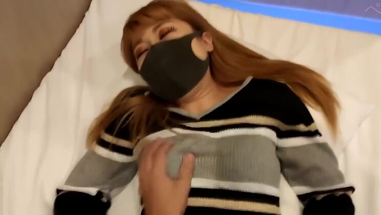 驚愕の成人向け映画、毛深い独占映像、チェック