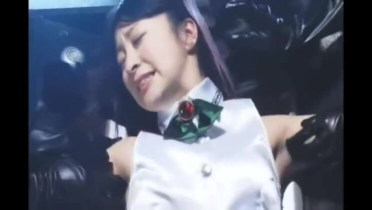 くすぐり日本人